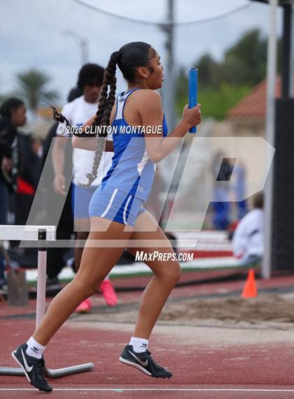 Thumbnail 1 in Devon Allen Invitational  (4X800 Relay) photogallery.