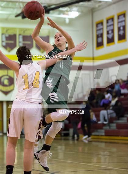 Thumbnail 1 in Loudoun Valley @ Broad Run photogallery.