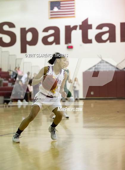 Thumbnail 2 in Loudoun Valley @ Broad Run photogallery.