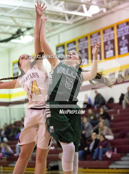 Thumbnail 2 in Loudoun Valley @ Broad Run photogallery.