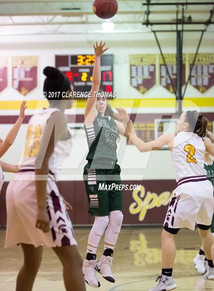 Thumbnail 2 in Loudoun Valley @ Broad Run photogallery.