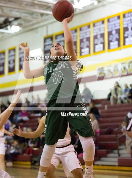 Thumbnail 2 in Loudoun Valley @ Broad Run photogallery.