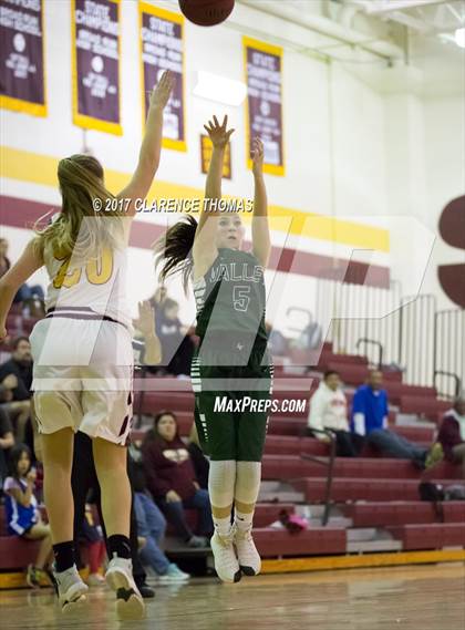 Thumbnail 2 in Loudoun Valley @ Broad Run photogallery.