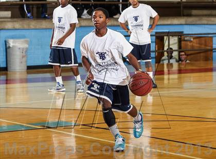 Thumbnail 1 in Hirschi vs. Hale (Elite 14 Tournament)  photogallery.