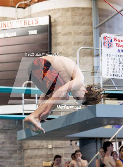 Thumbnail 2 in Southern Nevada Diving Meet 2 photogallery.