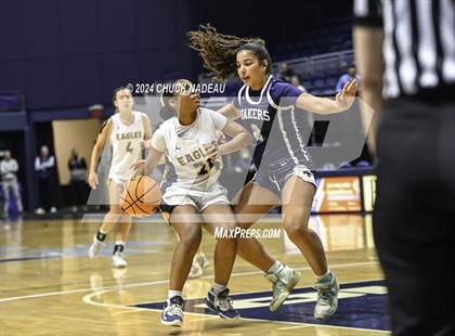 Thumbnail 3 in Barrington vs. Moses Brown (RIIL State Final) photogallery.