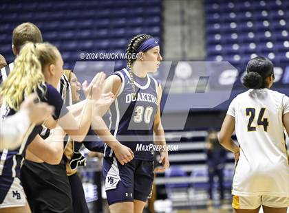 Thumbnail 2 in Barrington vs. Moses Brown (RIIL State Final) photogallery.