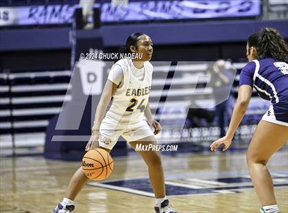 Thumbnail 2 in Barrington vs. Moses Brown (RIIL State Final) photogallery.