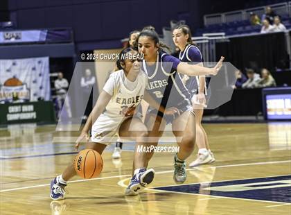 Thumbnail 1 in Barrington vs. Moses Brown (RIIL State Final) photogallery.