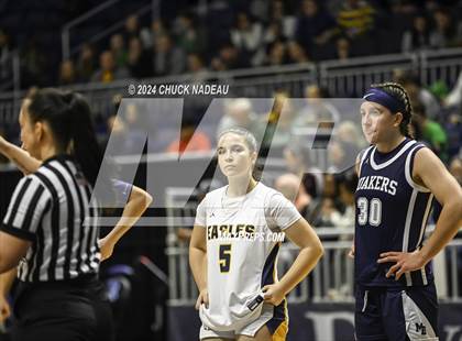 Thumbnail 1 in Barrington vs. Moses Brown (RIIL State Final) photogallery.