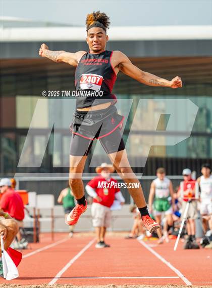 Thumbnail 3 in UIL 3A Boys Track & Field Finals photogallery.
