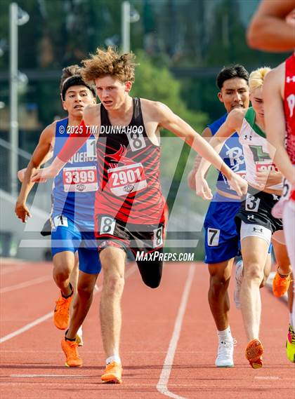 Thumbnail 1 in UIL 3A Boys Track & Field Finals photogallery.