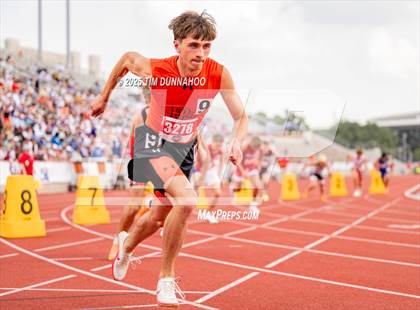 Thumbnail 3 in UIL 3A Boys Track & Field Finals photogallery.