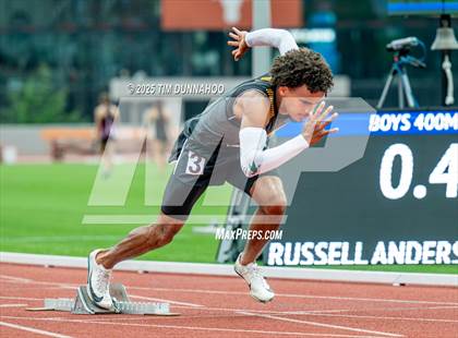 Thumbnail 1 in UIL 3A Boys Track & Field Finals photogallery.