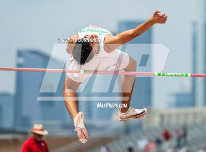 Thumbnail 2 in UIL 3A Boys Track & Field Finals photogallery.