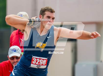 Thumbnail 2 in UIL 3A Boys Track & Field Finals photogallery.