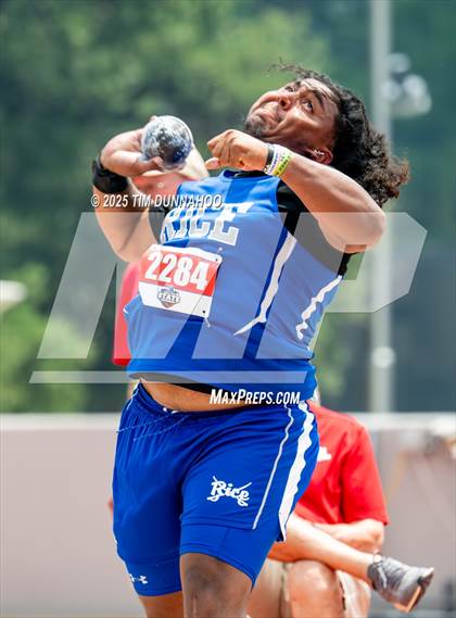 Thumbnail 3 in UIL 3A Boys Track & Field Finals photogallery.