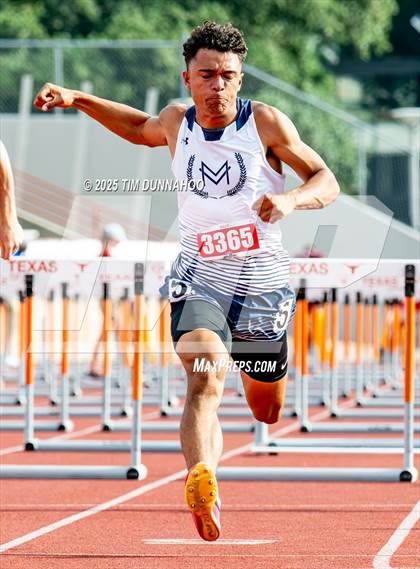 Thumbnail 3 in UIL 3A Boys Track & Field Finals photogallery.