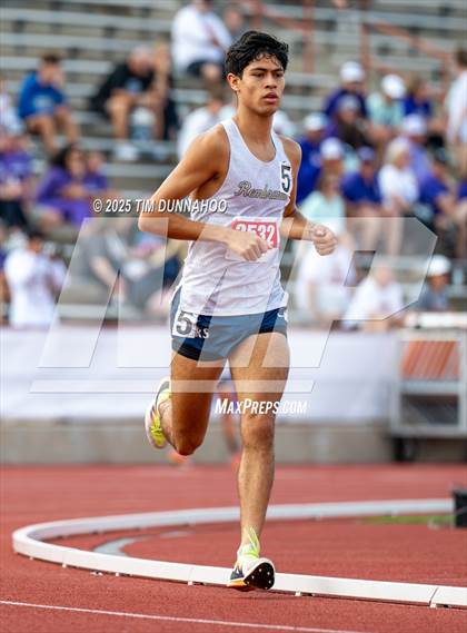 Thumbnail 2 in UIL 3A Boys Track & Field Finals photogallery.
