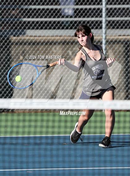 Thumbnail 3 in Grimsley @ Myers Park (NCHSAA 4A Round 2) photogallery.