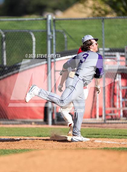 Thumbnail 1 in Lutheran @ Regis Jesuit photogallery.