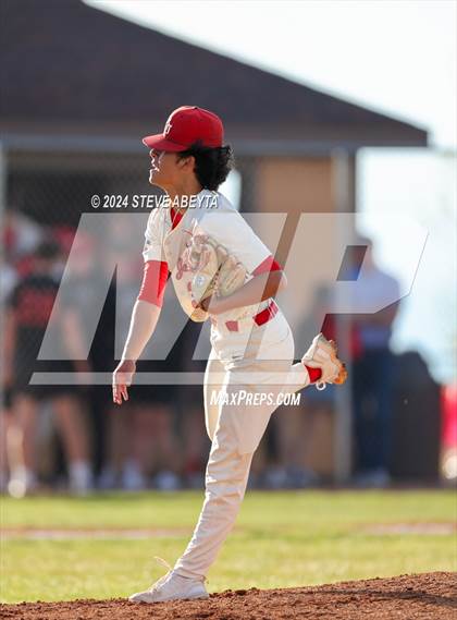 Thumbnail 2 in Lutheran @ Regis Jesuit photogallery.