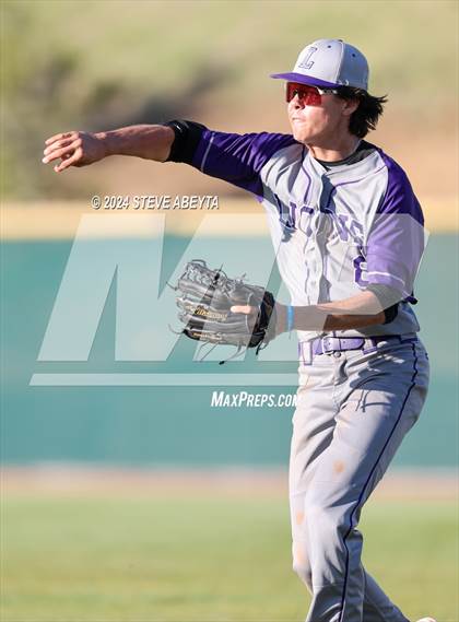 Thumbnail 3 in Lutheran @ Regis Jesuit photogallery.