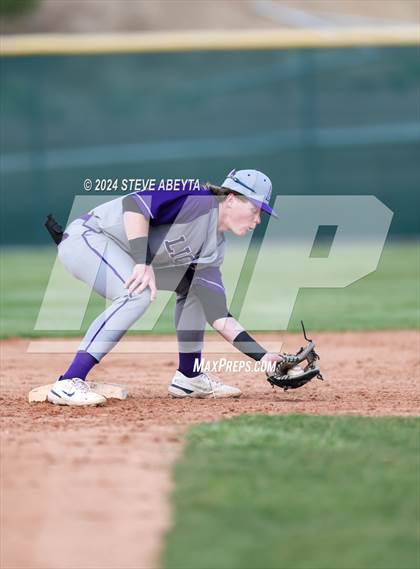 Thumbnail 1 in Lutheran @ Regis Jesuit photogallery.
