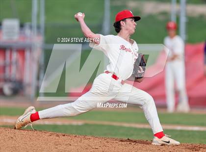 Thumbnail 3 in Lutheran @ Regis Jesuit photogallery.