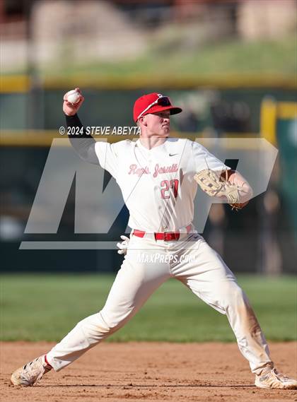 Thumbnail 2 in Lutheran @ Regis Jesuit photogallery.