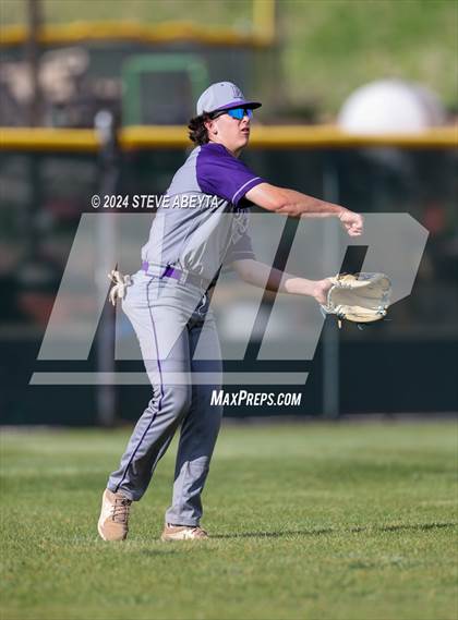 Thumbnail 2 in Lutheran @ Regis Jesuit photogallery.