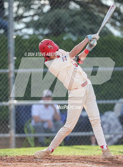 Thumbnail 3 in Lutheran @ Regis Jesuit photogallery.