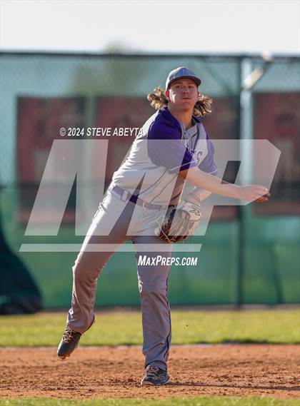 Thumbnail 1 in Lutheran @ Regis Jesuit photogallery.