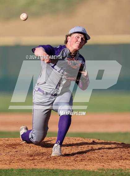 Thumbnail 2 in Lutheran @ Regis Jesuit photogallery.