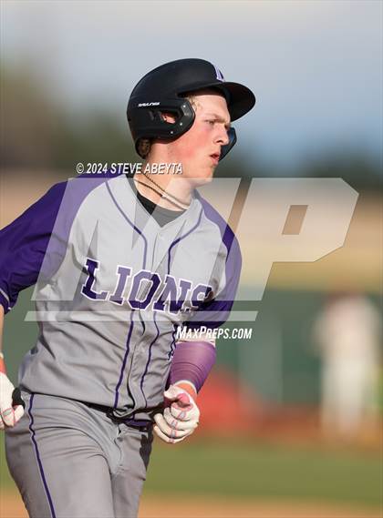Thumbnail 3 in Lutheran @ Regis Jesuit photogallery.