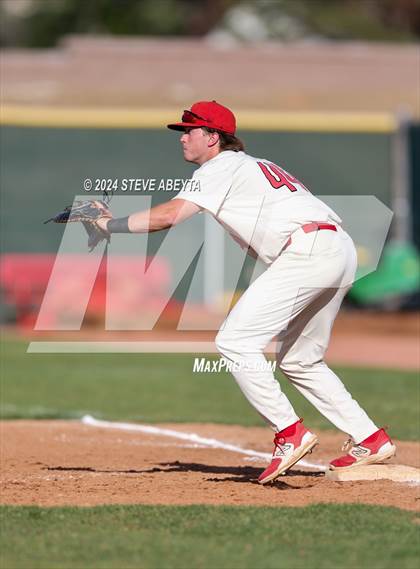 Thumbnail 3 in Lutheran @ Regis Jesuit photogallery.