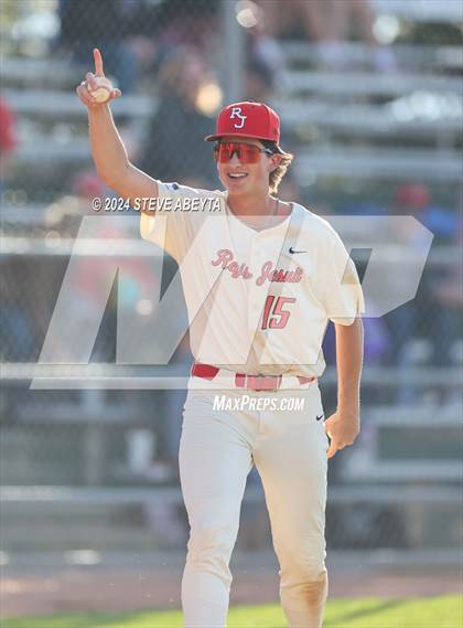 Thumbnail 1 in Lutheran @ Regis Jesuit photogallery.