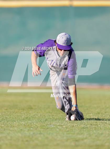 Thumbnail 2 in Lutheran @ Regis Jesuit photogallery.
