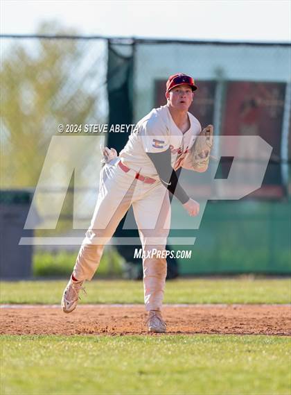 Thumbnail 2 in Lutheran @ Regis Jesuit photogallery.