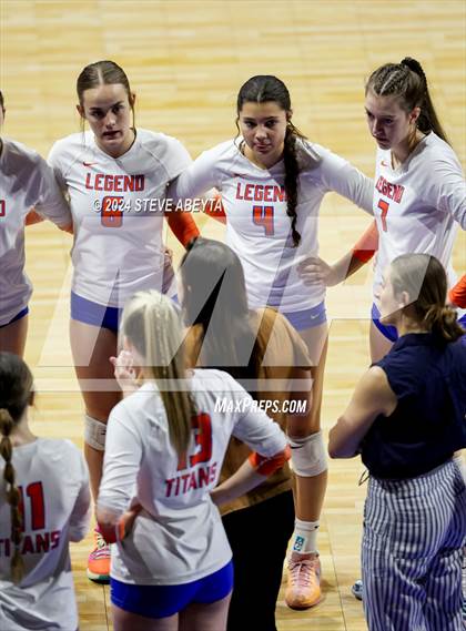 Thumbnail 1 in Legend vs. Cherokee Trail (CHSAA 5A 1st Round Elimination Bracket) photogallery.