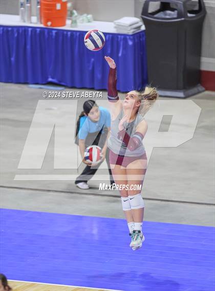 Thumbnail 1 in Legend vs. Cherokee Trail (CHSAA 5A 1st Round Elimination Bracket) photogallery.