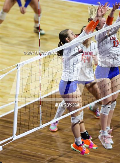 Thumbnail 2 in Legend vs. Cherokee Trail (CHSAA 5A 1st Round Elimination Bracket) photogallery.