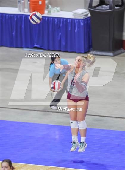 Thumbnail 2 in Legend vs. Cherokee Trail (CHSAA 5A 1st Round Elimination Bracket) photogallery.