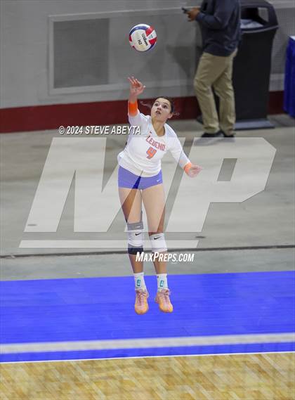 Thumbnail 1 in Legend vs. Cherokee Trail (CHSAA 5A 1st Round Elimination Bracket) photogallery.