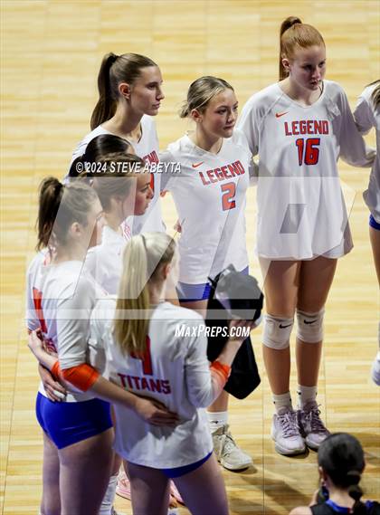 Thumbnail 1 in Legend vs. Cherokee Trail (CHSAA 5A 1st Round Elimination Bracket) photogallery.