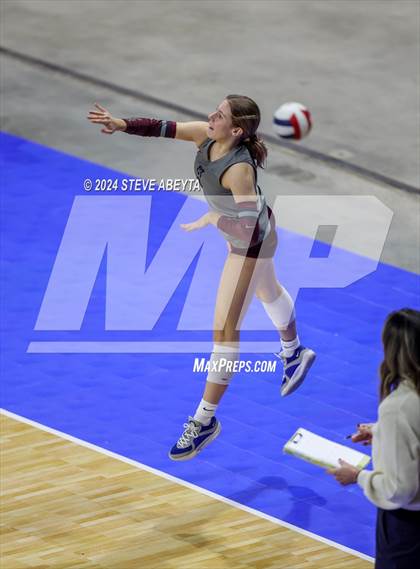 Thumbnail 2 in Legend vs. Cherokee Trail (CHSAA 5A 1st Round Elimination Bracket) photogallery.