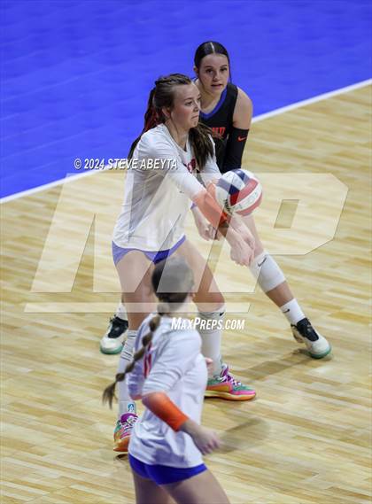 Thumbnail 2 in Legend vs. Cherokee Trail (CHSAA 5A 1st Round Elimination Bracket) photogallery.