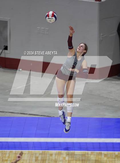 Thumbnail 3 in Legend vs. Cherokee Trail (CHSAA 5A 1st Round Elimination Bracket) photogallery.