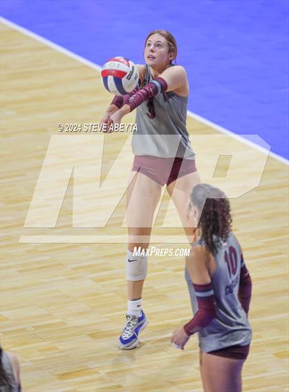 Thumbnail 1 in Legend vs. Cherokee Trail (CHSAA 5A 1st Round Elimination Bracket) photogallery.