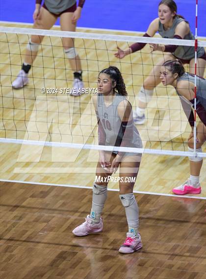 Thumbnail 1 in Legend vs. Cherokee Trail (CHSAA 5A 1st Round Elimination Bracket) photogallery.